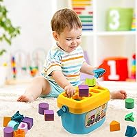 babyPlayingWithCubes